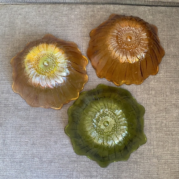 Vtg Indiana Glass Lily Pons Scalloped Glass Bowls. - Picture 4 of 5